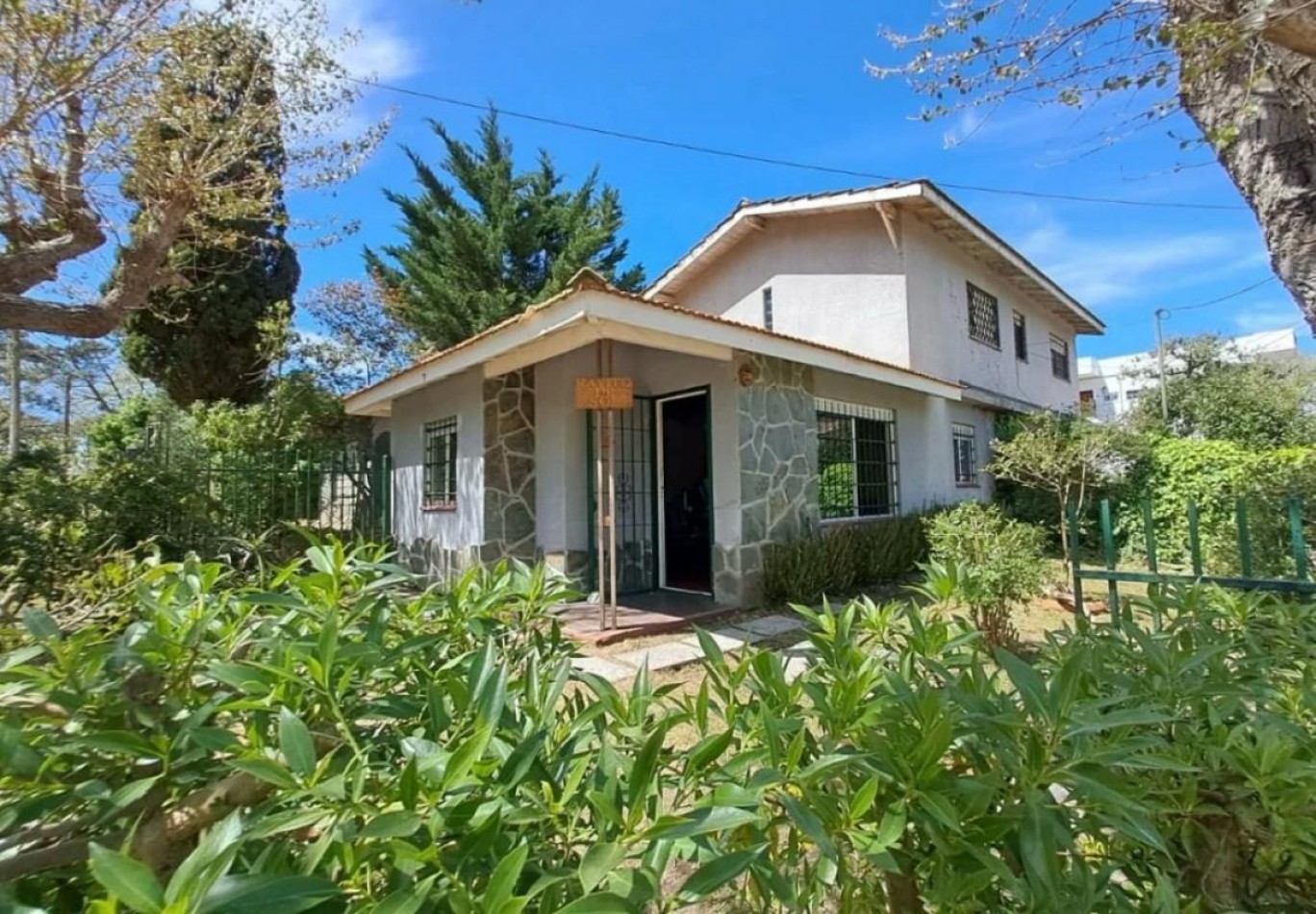 CASA 3 AMBIENTES AMPLIOS EN VILLA GESELL