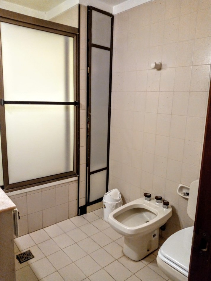 CASA EN VENTA EN VILLA GESELL