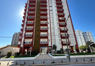 DEPARTAMENTO 2 AMBIENTES ZONA CENTRO CON COCHERA FIJA